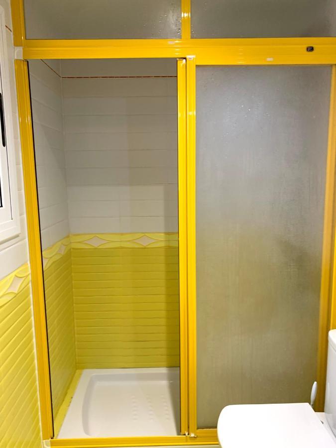 Apartamento Rivera カンブリルス エクステリア 写真