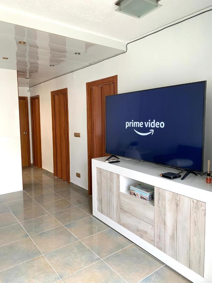Apartamento Rivera カンブリルス エクステリア 写真